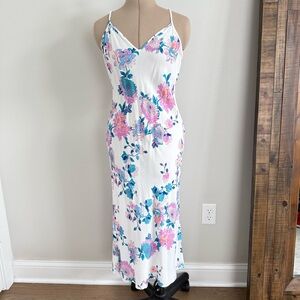 In Bloom by Jonquil Floral Print Long Chemise Nightgown Women's Size Small‎